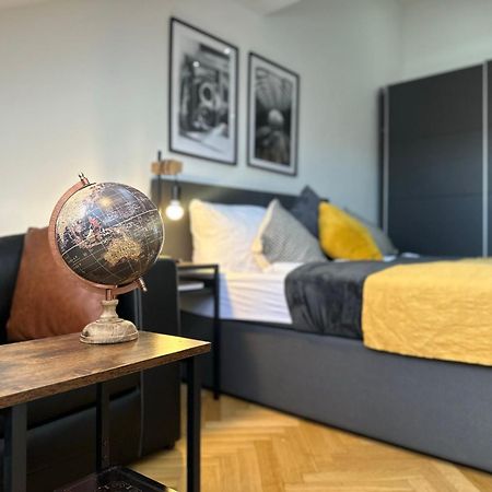 Apartments I 5 Minutes To Metro Viena Exterior foto